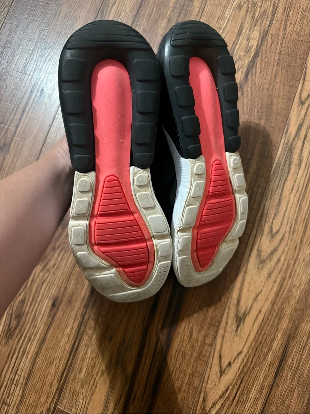 Nike Black and White Air Max 270 Running Sneakers - Picture 5 of 6